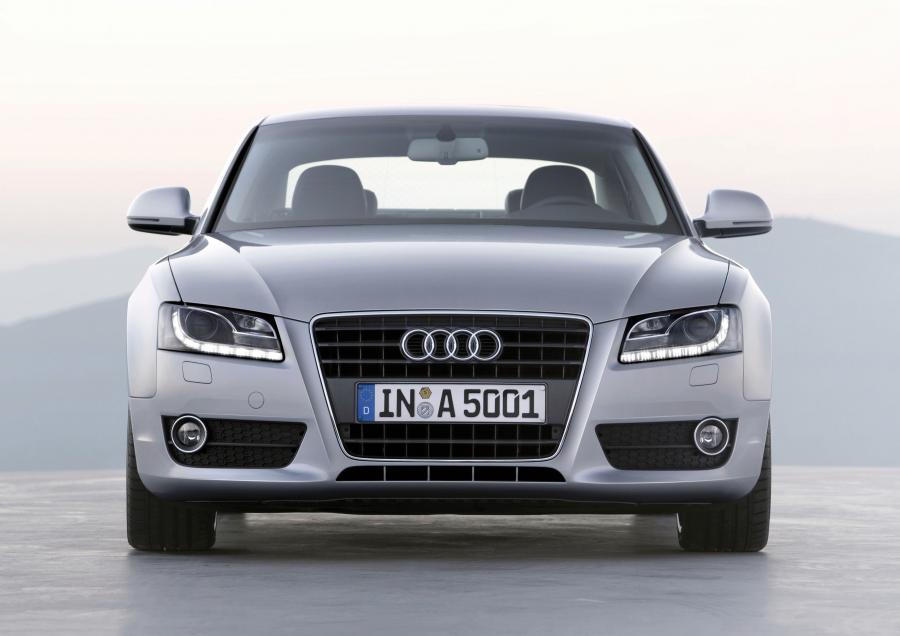  Audi A5 Coupe 3.2 2007 года  (WW) (фото 21 из 36)